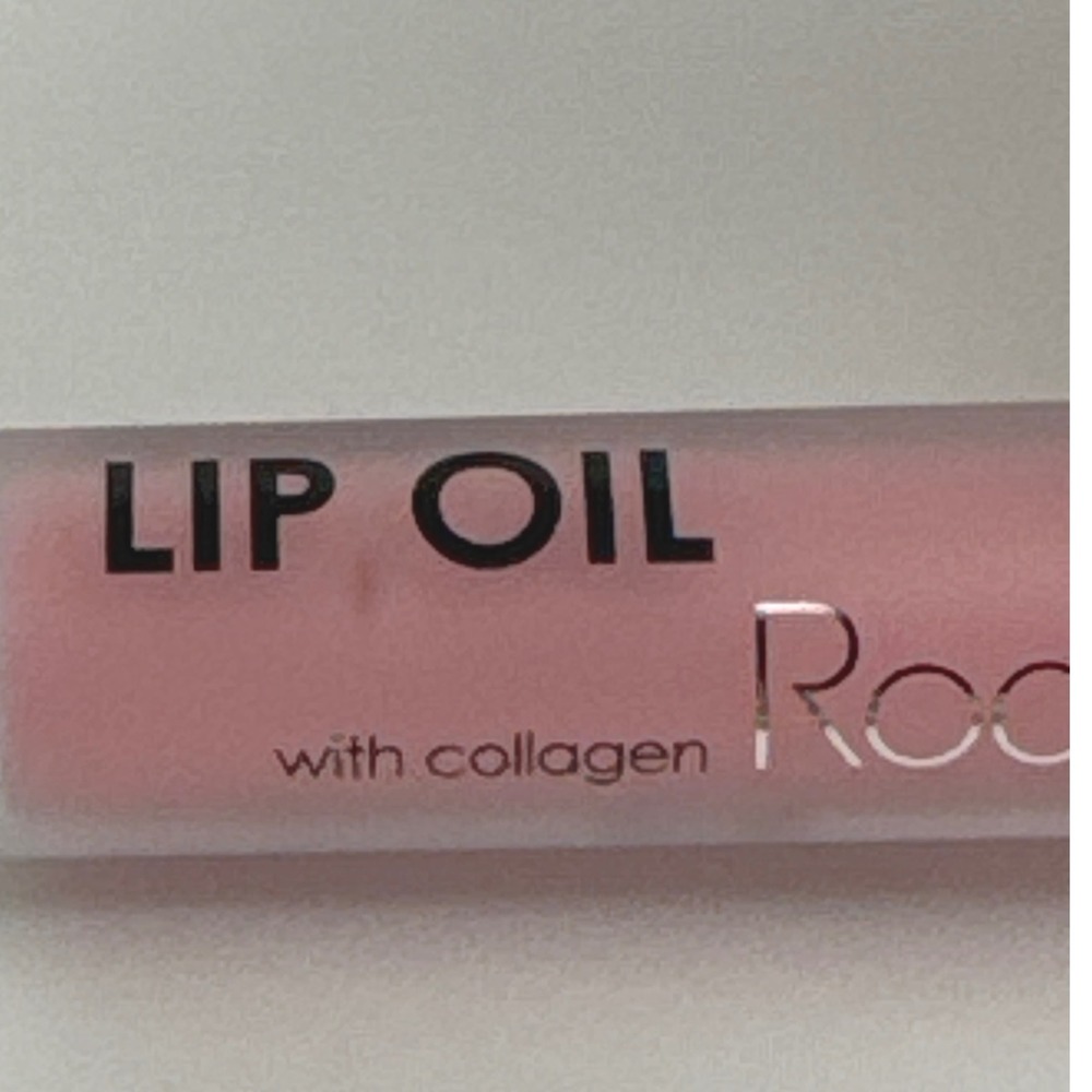 Rodial Lip Oil With Collagen Hydrating Plumping Natural Oils Soft Pink Shade NIB - Picture 3 of 6
